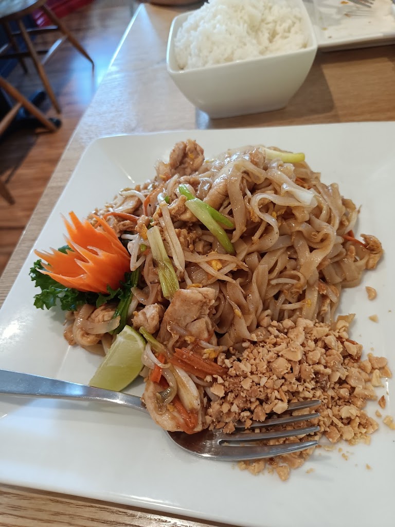 Pad thai