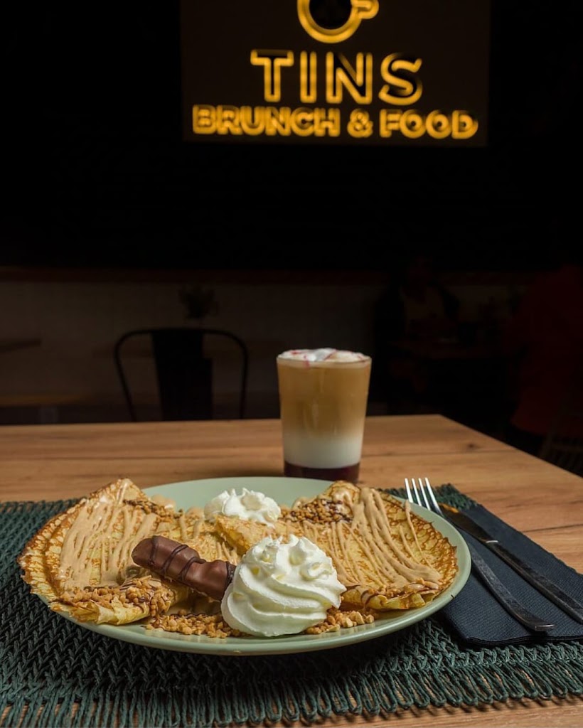 TINS " BRUNCH & FOOD" — Comida y bebida