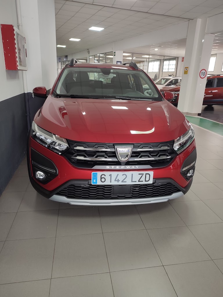 Dacia - A Estrada - Caetano Formula Galicia — Interior