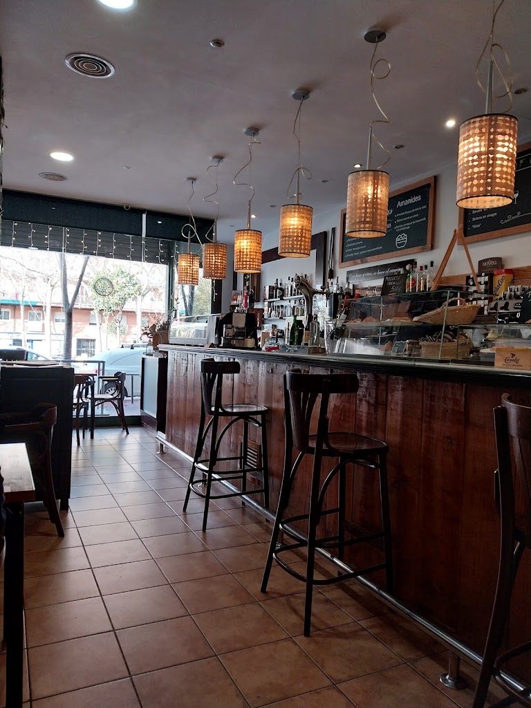 Cafe Bar El Pas — Ambiente