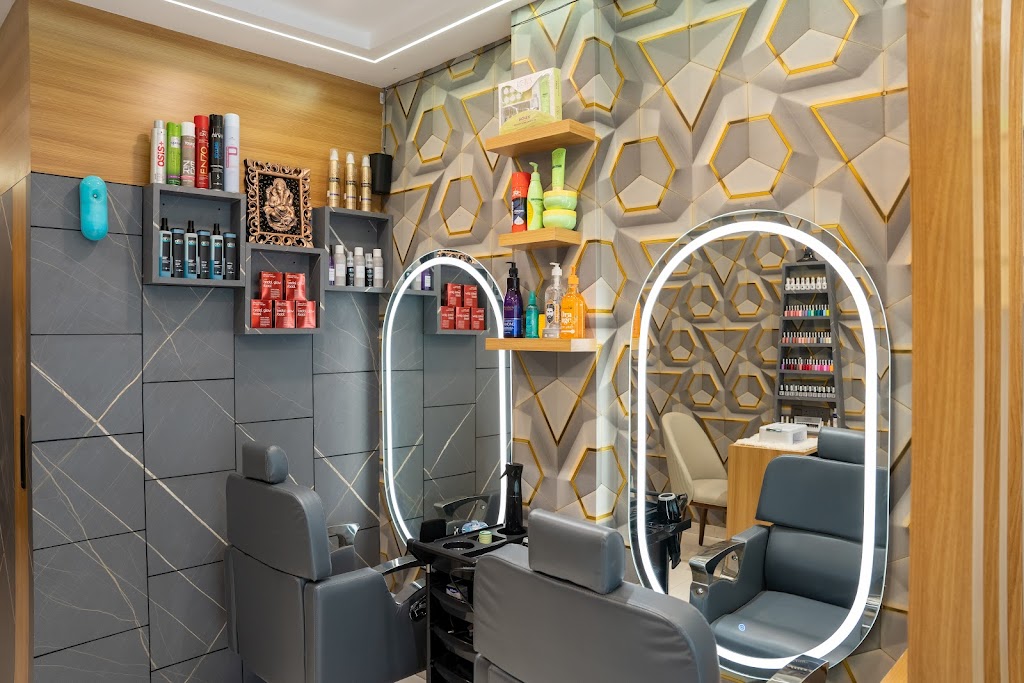 Rumours Unisex Salon