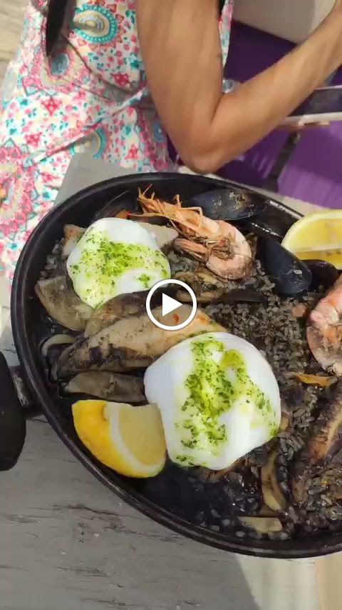 Chiringuito Caramba — Videos