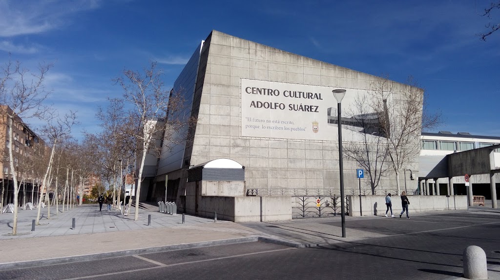 Centro Cultural Adolfo Suarez