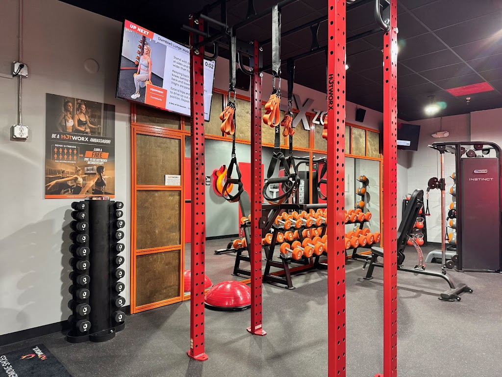  Hotworx Delray Beach - Delray Square