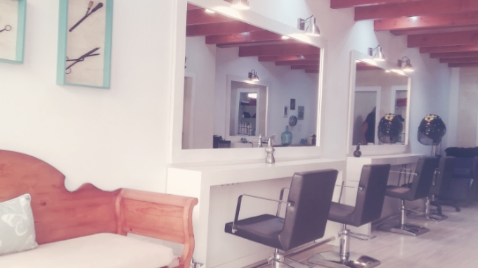 Nuri Camps perruqueria — Del propietario
