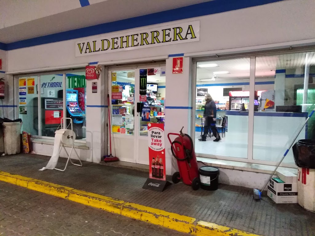 Estacion de Servicio Valdeherrera — Exterior
