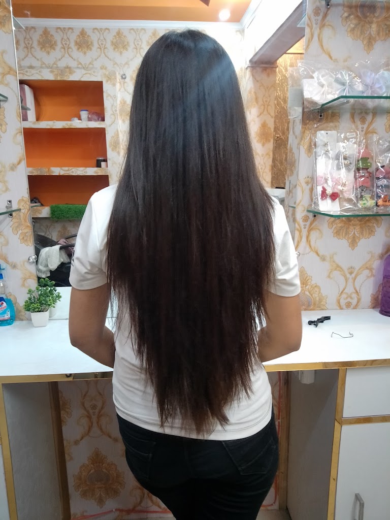 The Cool Colours Makeup Studio