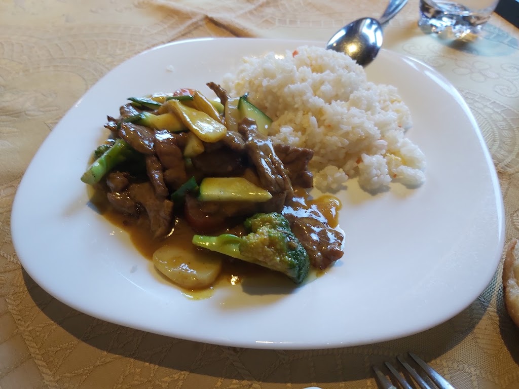 Hanoi Restaurante — Pollo con anacardo