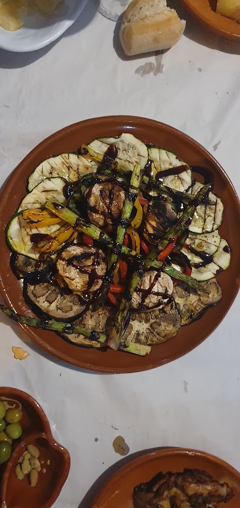El Argentino Puro Sabor — Comida y bebida