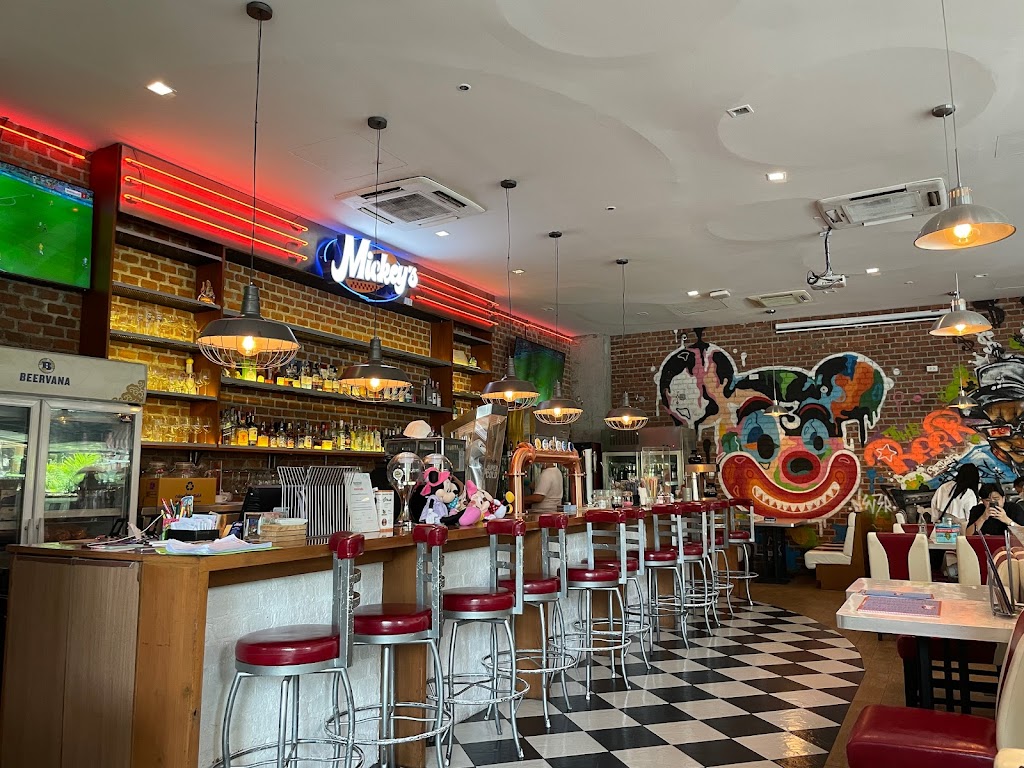 Mickey's Diner BKK의 사진