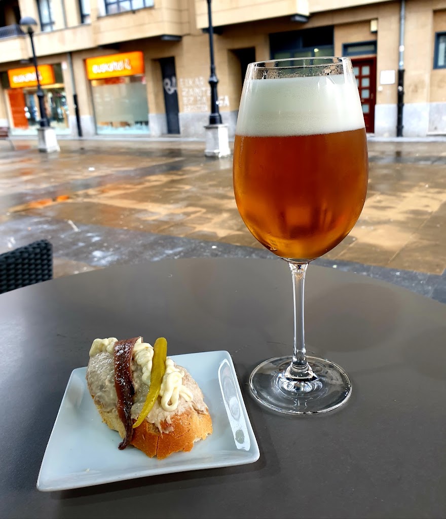 Karela — Cerveza
