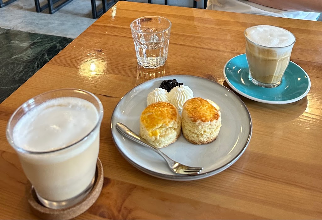 Do good coffee & dessert (一間咖啡店，不是民宿） 的照片