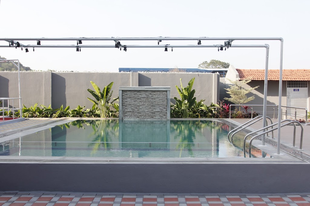 New Golden Rocks Resort Best Resort In Bangalore