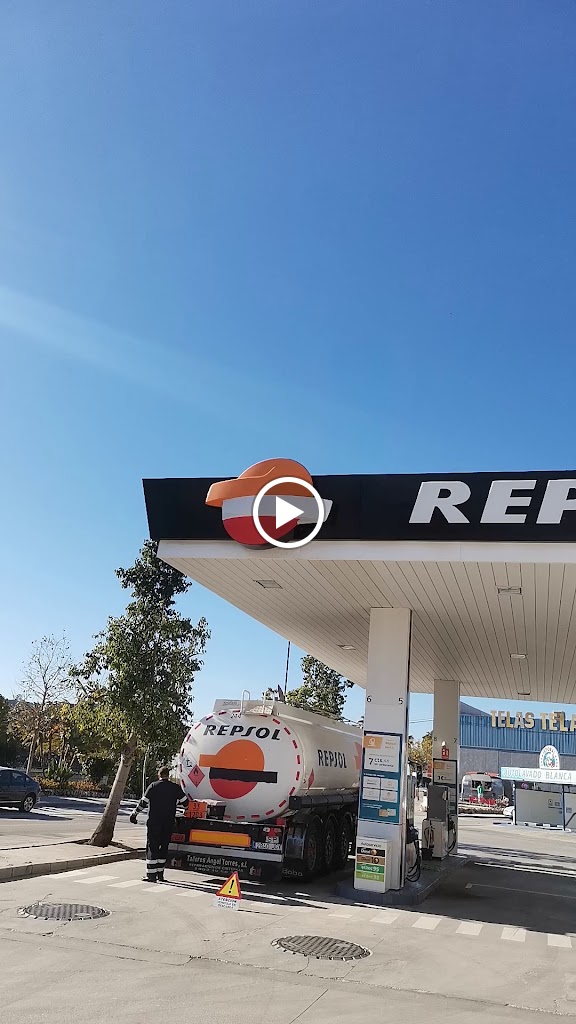 Estacion de Servicio Repsol — Estacion de servicio