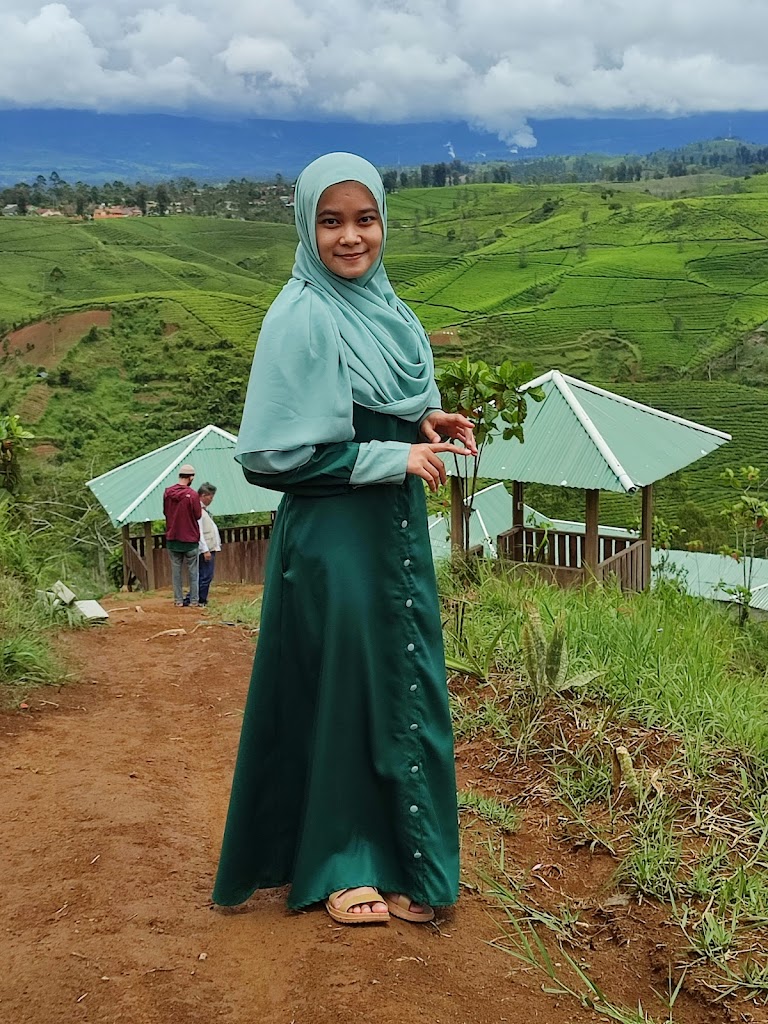 Wisata Alam Puspa Panyawangan