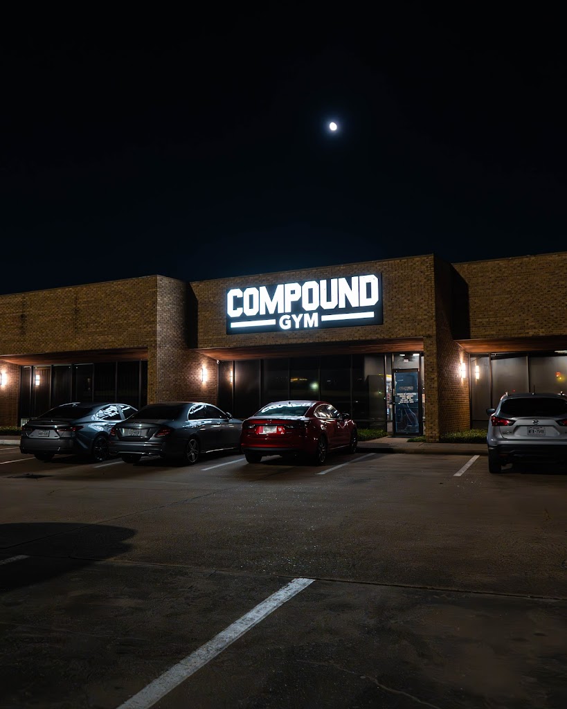  Compound Gym