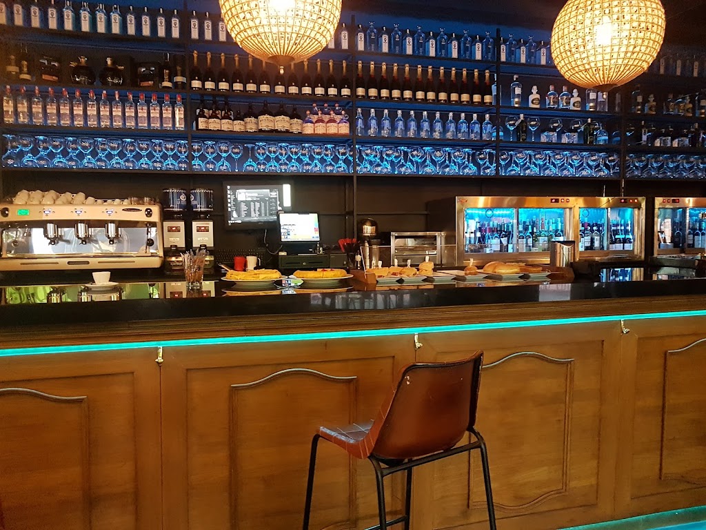 Ezetz Gastropub — Ambiente