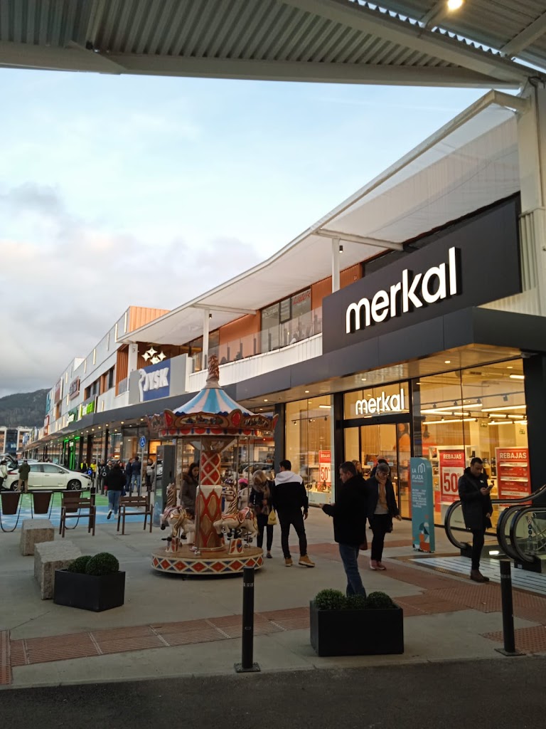 Parque Comercial Nasas Nigran