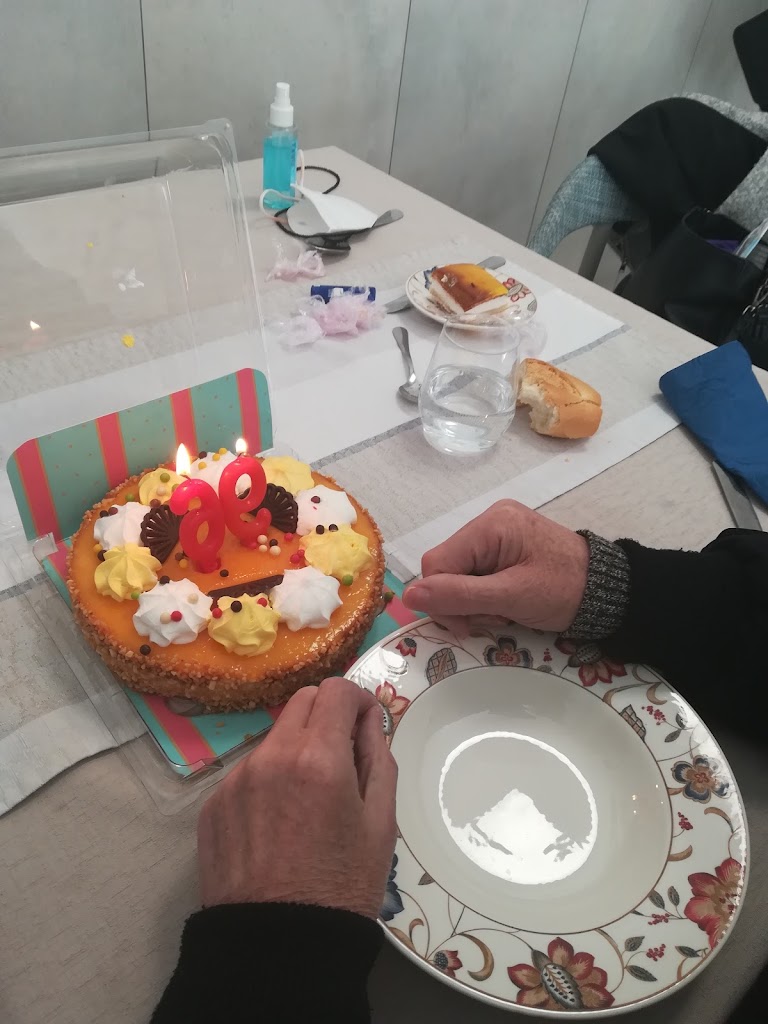 Residencia de Ancianos Parla, Madrid | VITALIA HOME — Comida y bebida