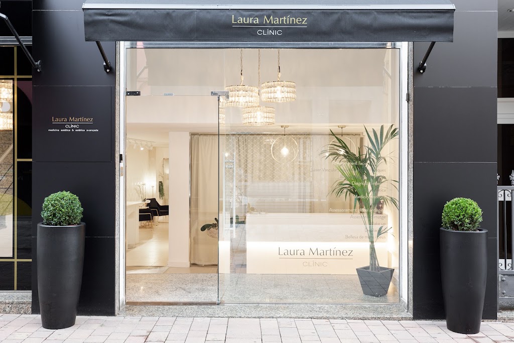 Centre d'estetica avancada Laura Martinez — Exterior