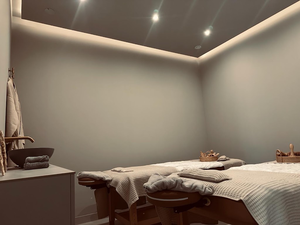 Skin Senses — Interior