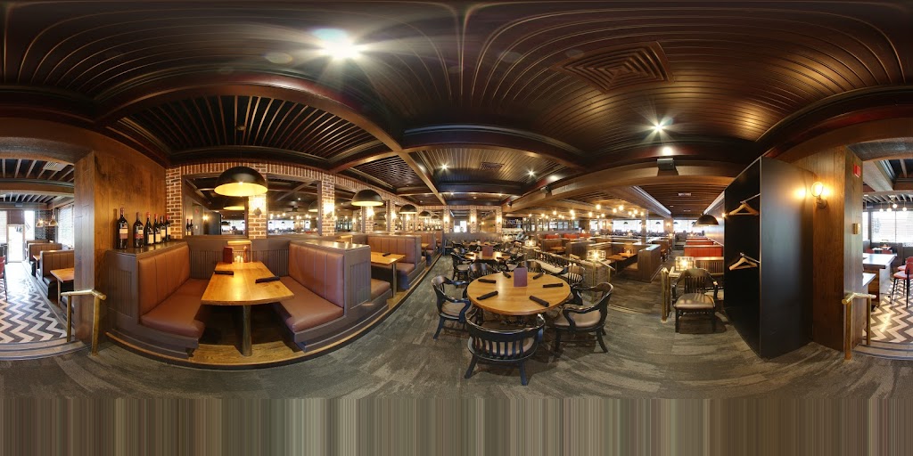 Bâton Rouge Grillhouse & Bar in Boucherville