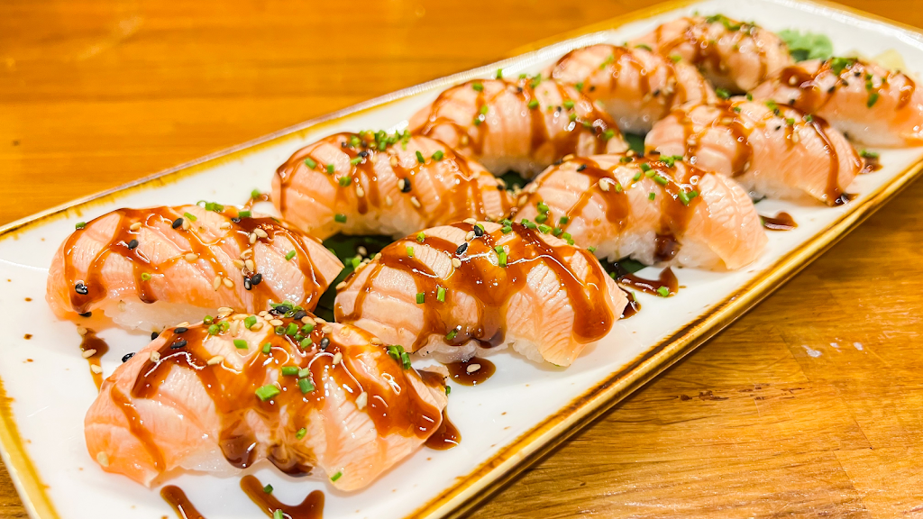 Restaurant japones Mataro Imaki — Comida y bebida