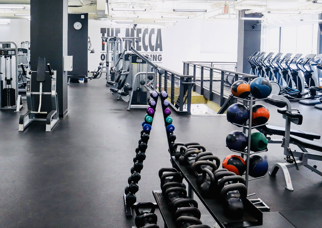  Gold's Gym - Rockville (Town Square)