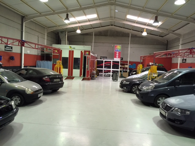 CHAPA Y PINTURA CHAPICAR