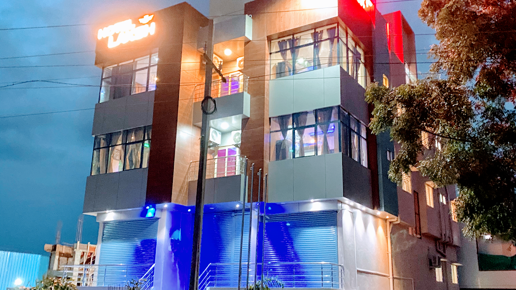 Hotel Laksh