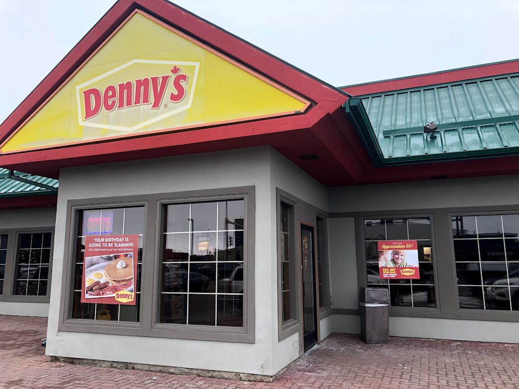 Denny's Restaurant in Grande-Prairie