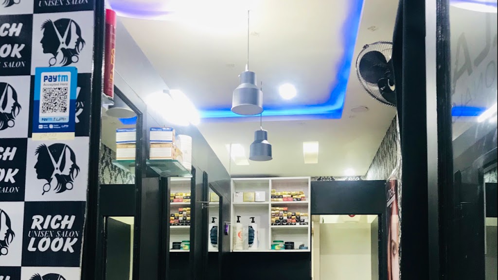 Rich Look Unisex Salon