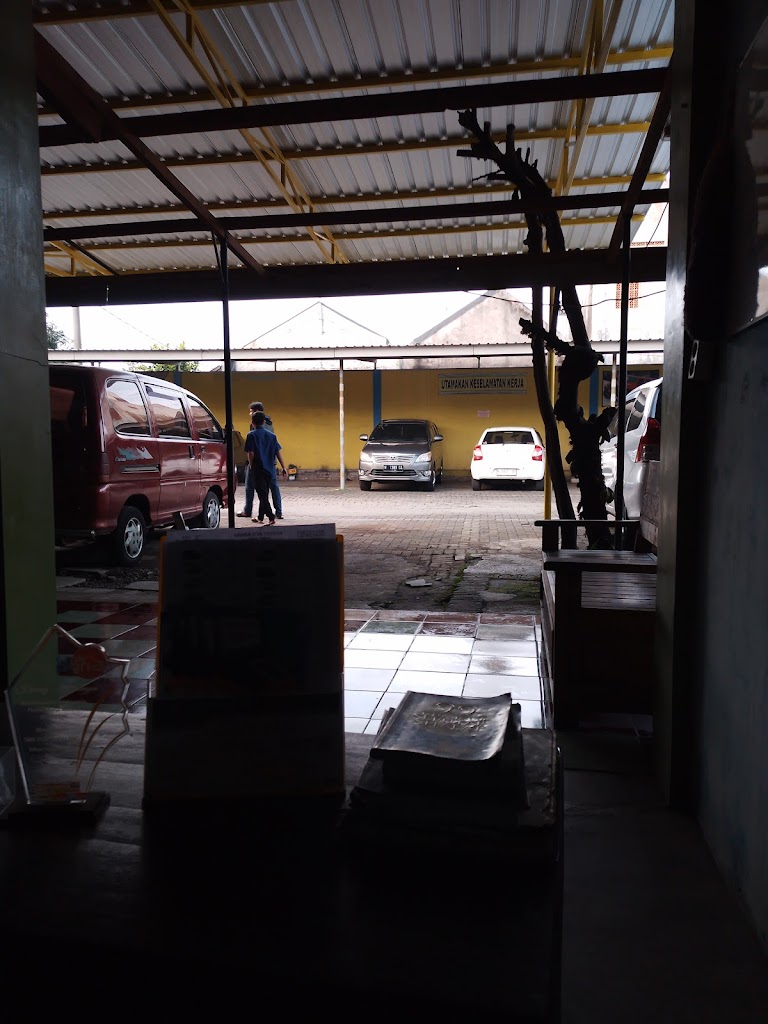 BENGKEL MOBIL SOEHAT