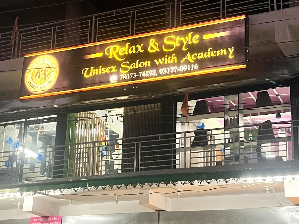 Relax Style Unisex Salon