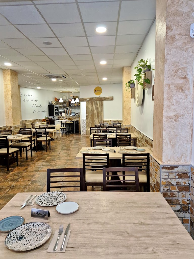 Restaurante El Puchero de la Nieta — Ambiente