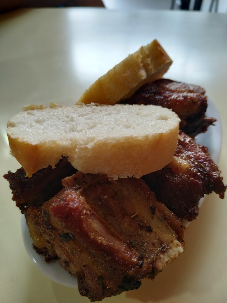 Bar Pinon — Comida y bebida