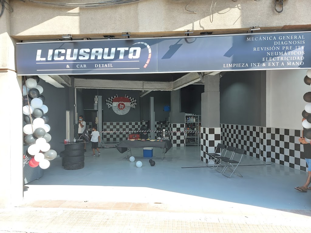 LicusAuto & Cardetail - Taller mecanico en Vilafranca — Exterior