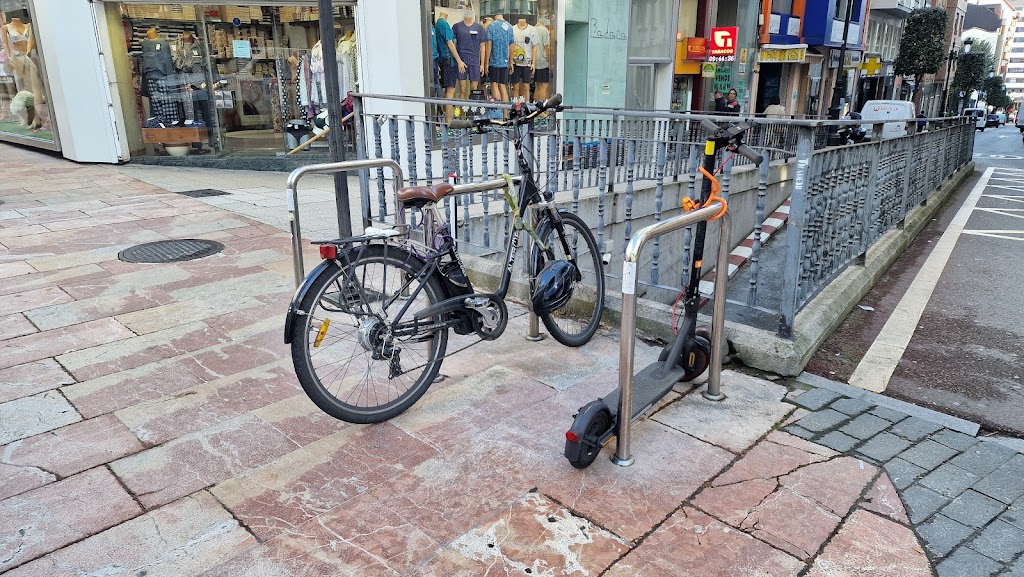Bici parking Caveda
