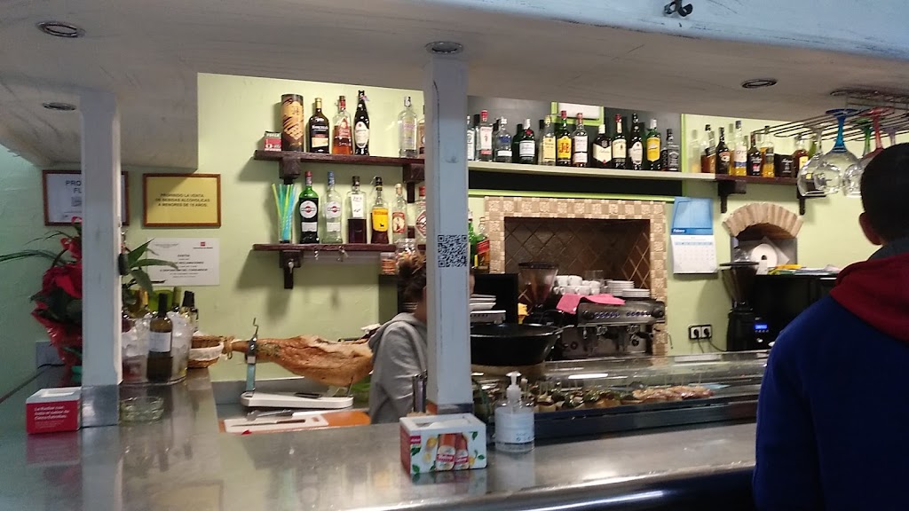 Bar Mas Extremadura Cafe — Ambiente
