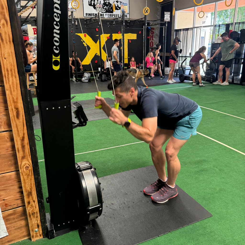  REVOLUTION XT FITNESS