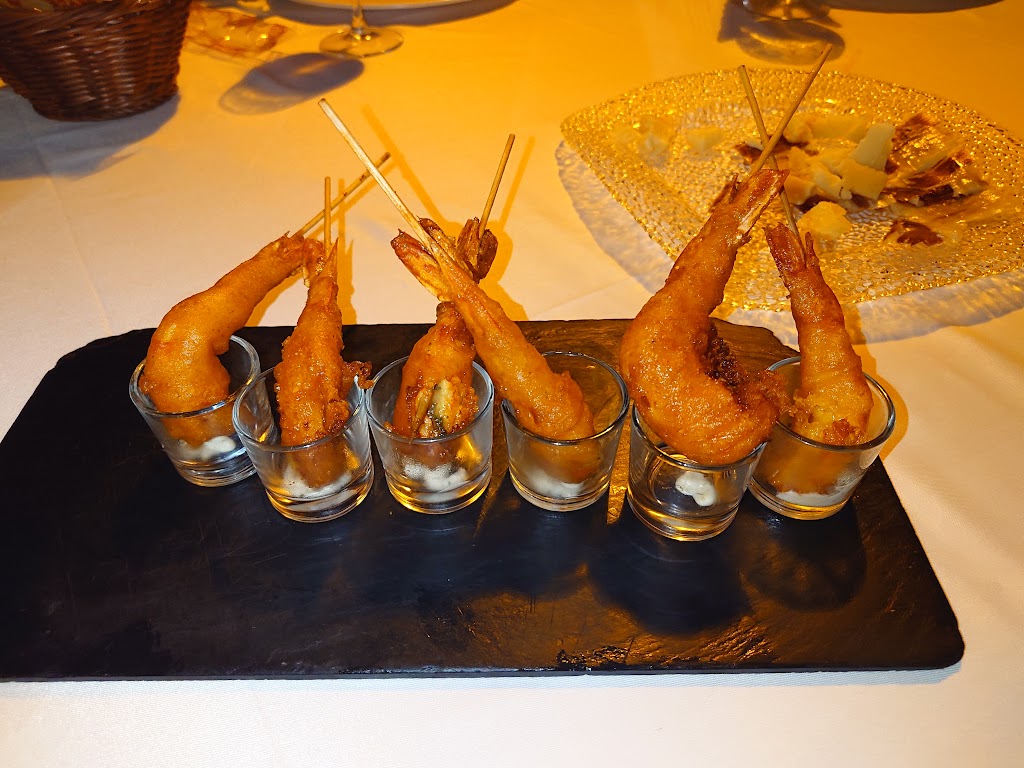 Bar EL CASTILLO — Comida y bebida