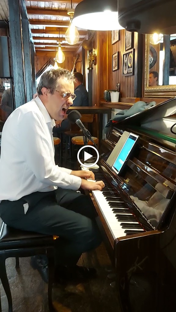 Clapton Rock Bar — Videos