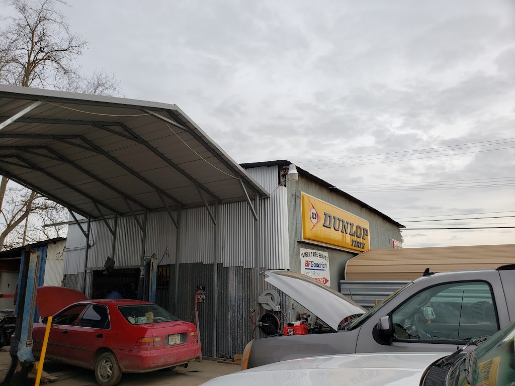 Iniguez Tire & Auto Repair in Riverdale
