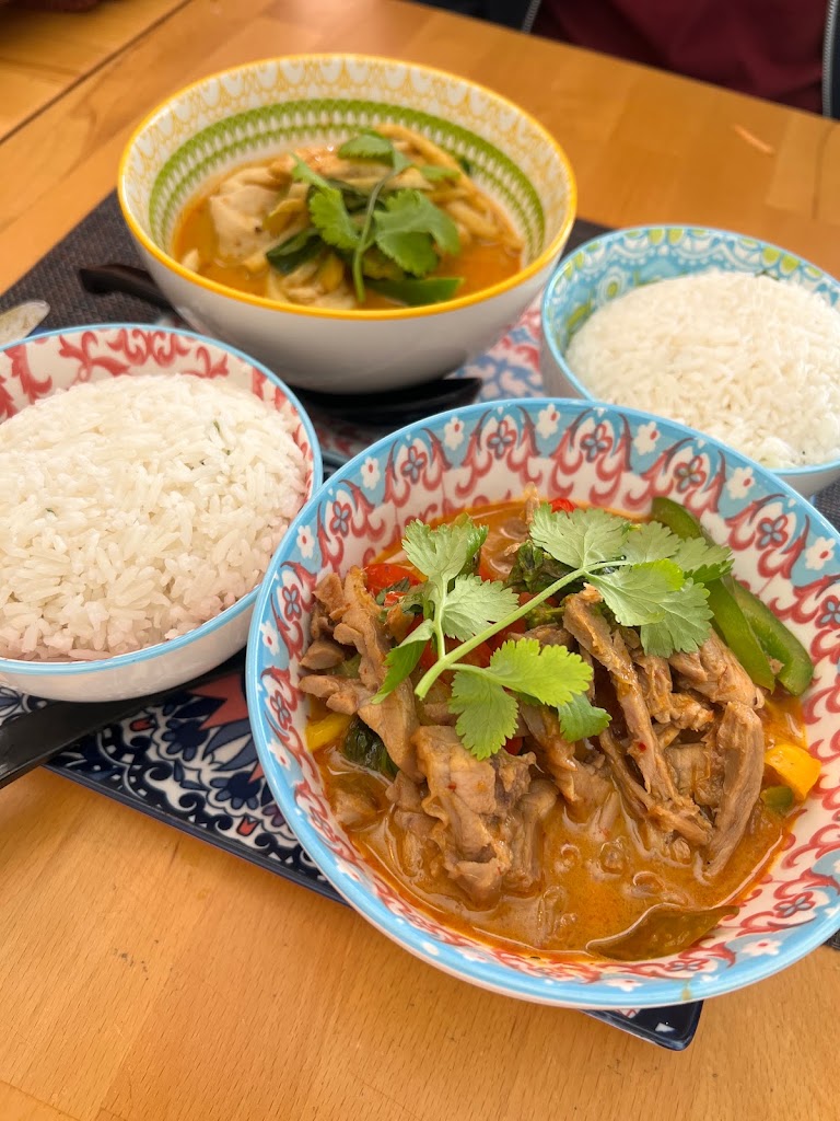 Restaurante Tapa y Tai by My Thai Fuengirola — Curry