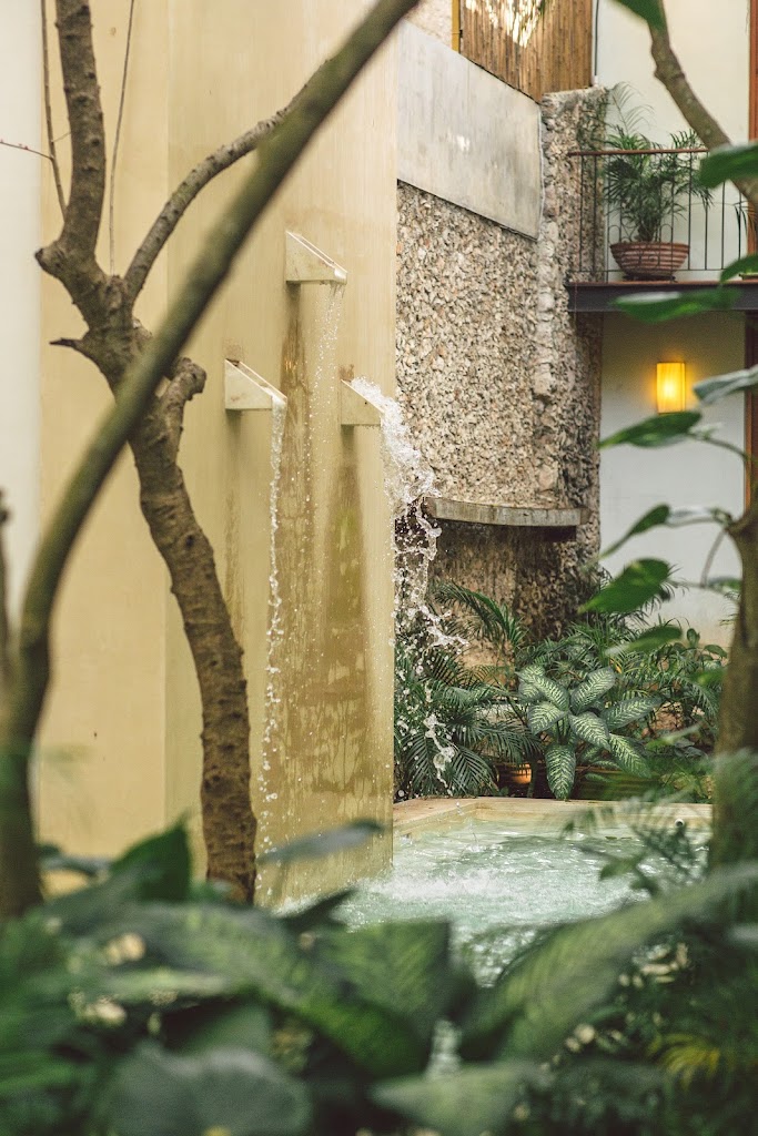 Treehouse Boutique Hotel