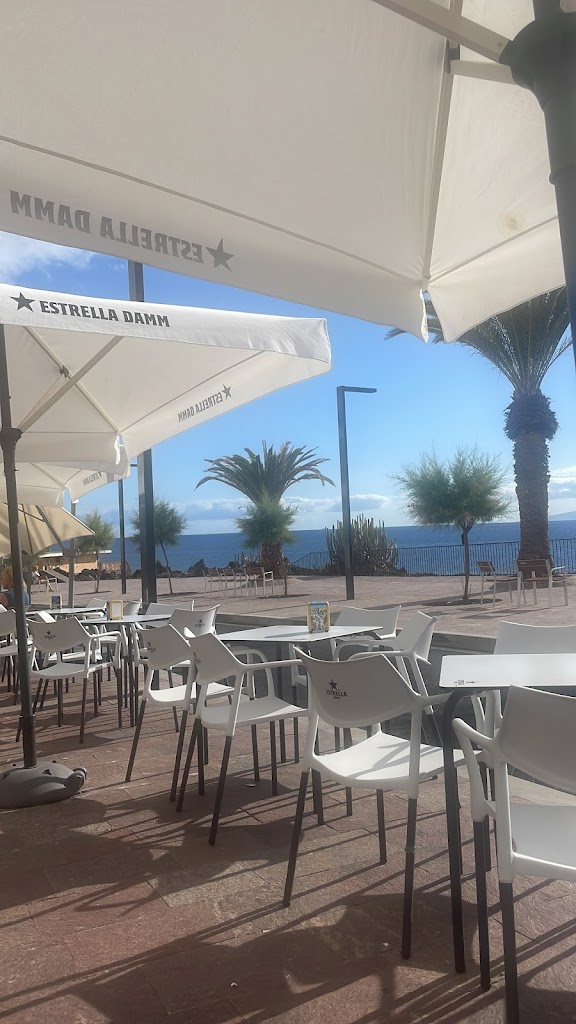 Cafeteria Macedonia Fruit Cafe