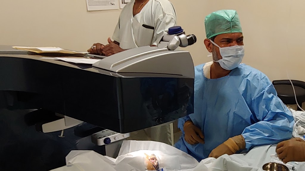 Zain Eye Care Dr Mustafa Parekh Us