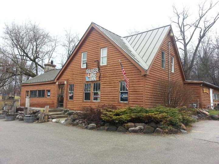  Silver Lake Inn