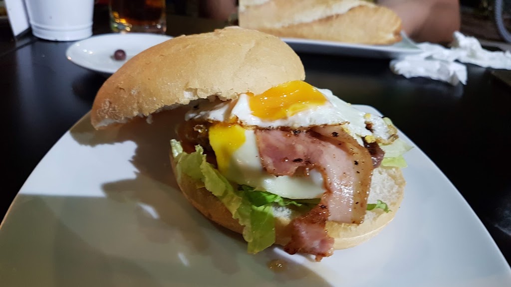 MISLATA SPORTS CAFE — Baguette