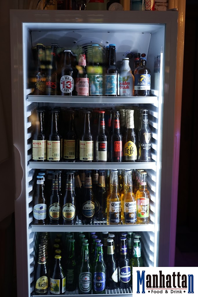Bar Manhattan Food&Drinks — Ambiente